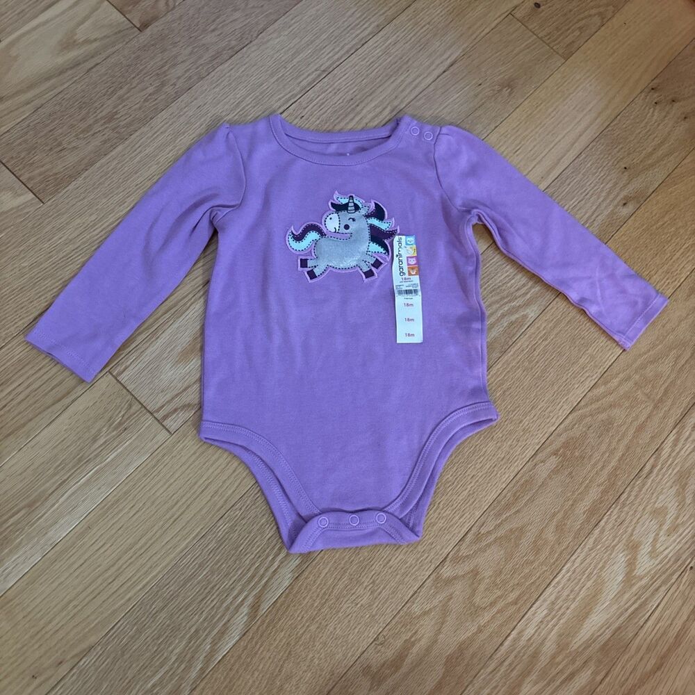 Garanimals Unicorn Infant Girl One Piece Body Suit 18 Months Snap Closure